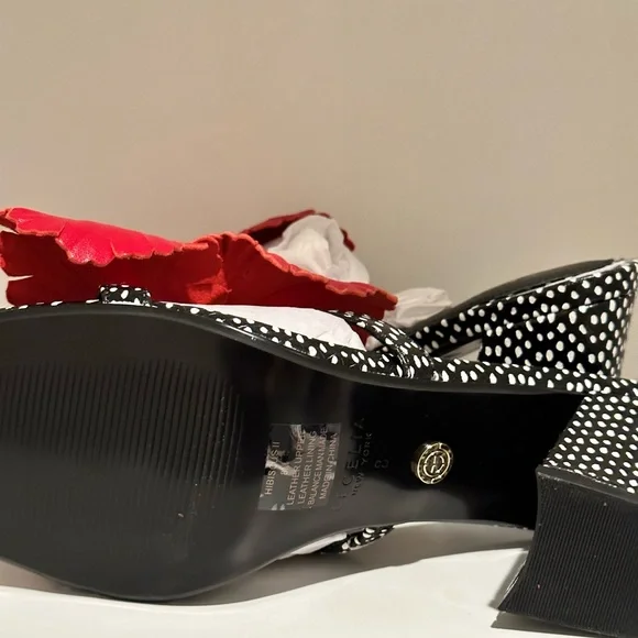 Women sandals - Picture 2 of 4